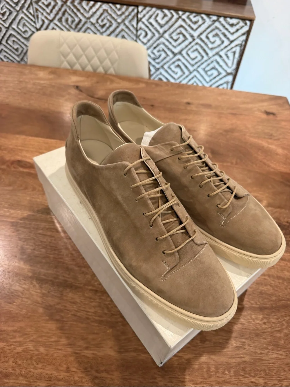 Strange Matter clean low, Tan Suede Low-Top Sneakers size 12M/13.5W BNIB